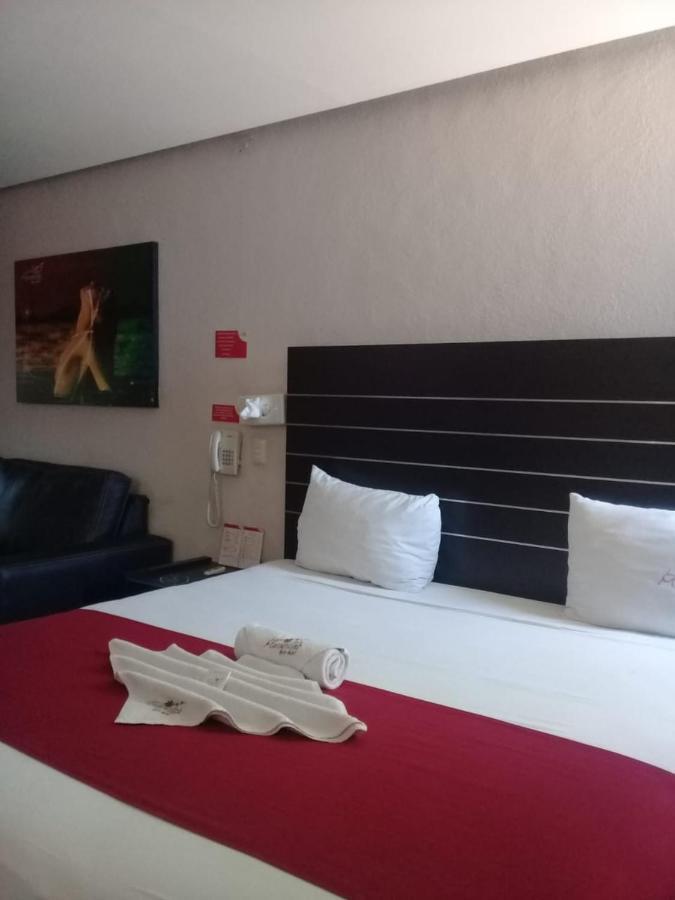 Auto Hotel Las Maravillas Santa Cruz Xoxocotlán Zewnętrze zdjęcie