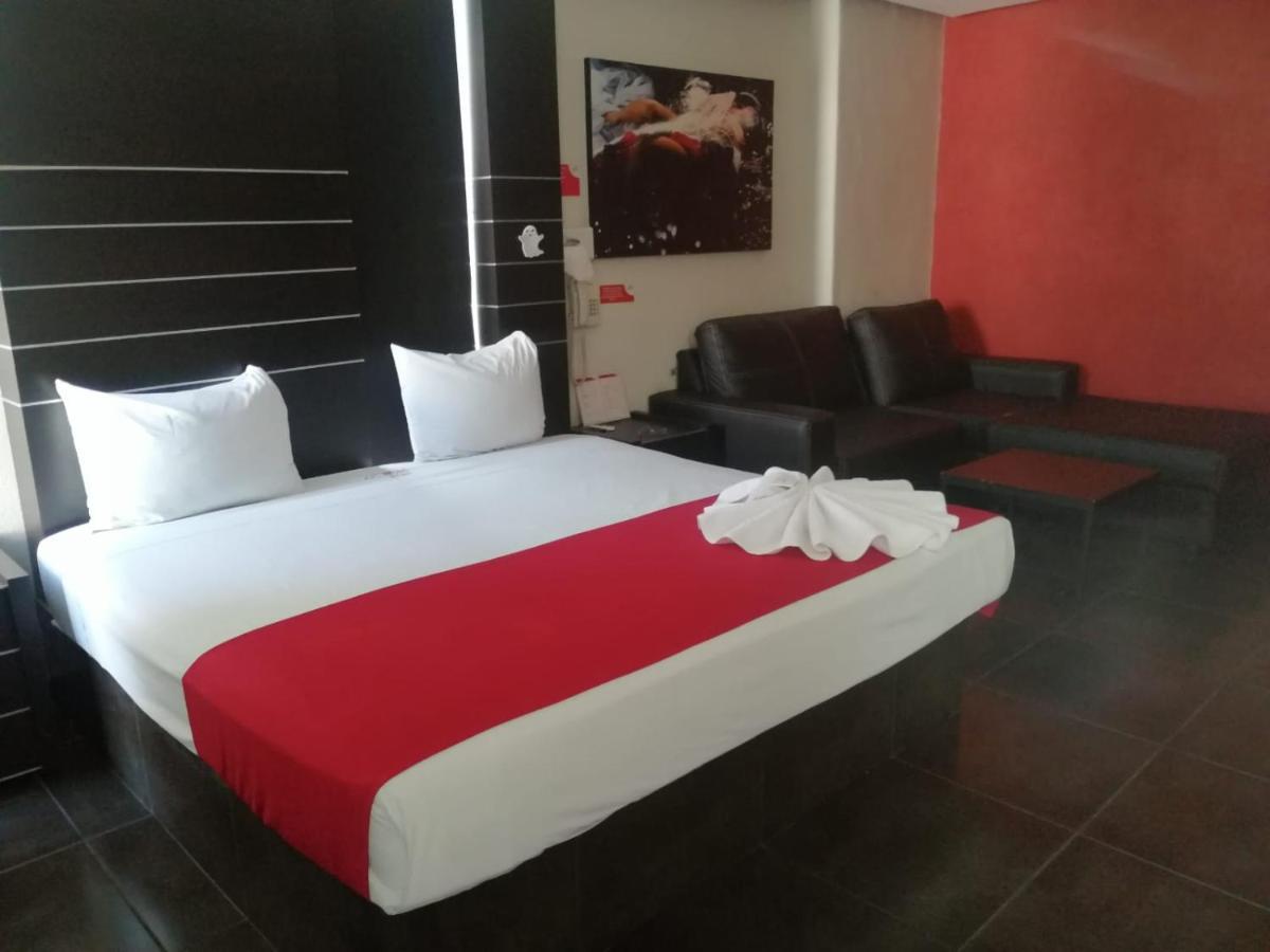 Auto Hotel Las Maravillas Santa Cruz Xoxocotlán Zewnętrze zdjęcie