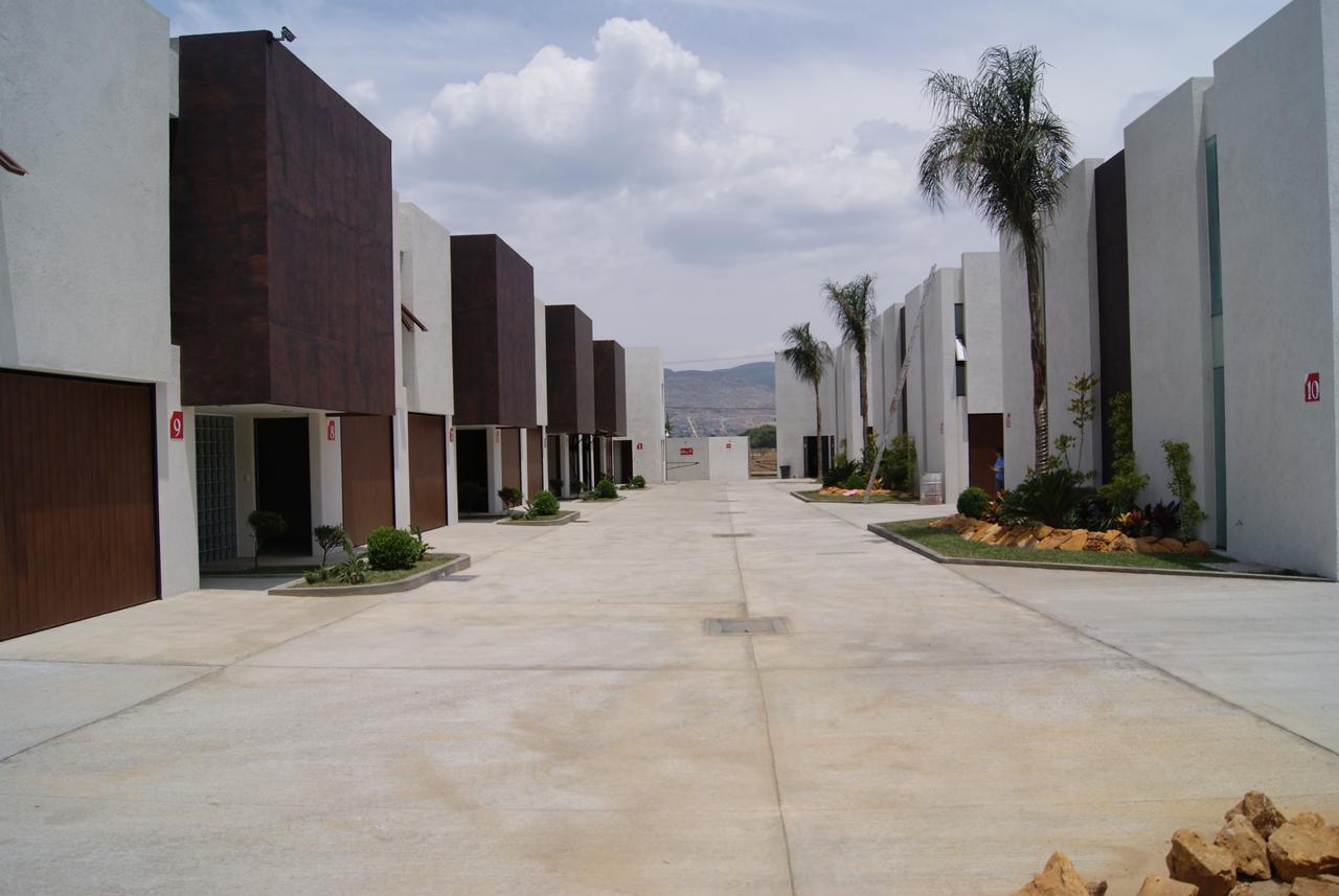 Auto Hotel Las Maravillas Santa Cruz Xoxocotlán Zewnętrze zdjęcie